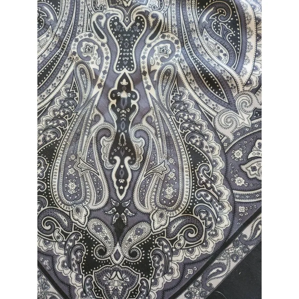 Large Paisley Scarf/Wrap B24